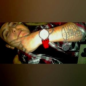 Invicta dna collection red